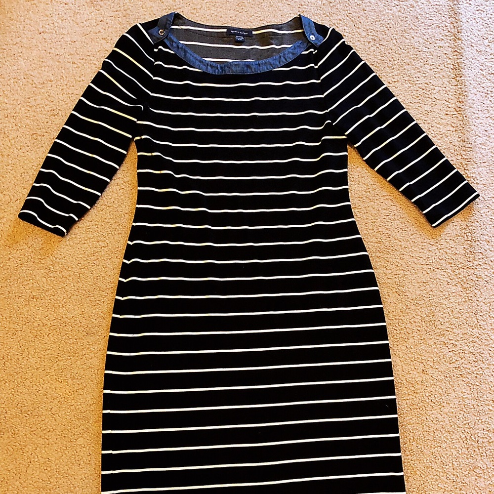 Women’s dress
